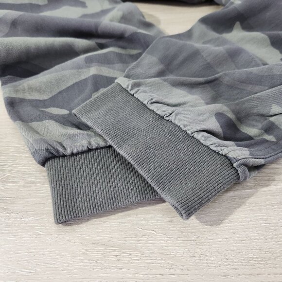 Splendid High Waisted Green Camo Joggers Pants Women's Size L - Picture 9 of 11